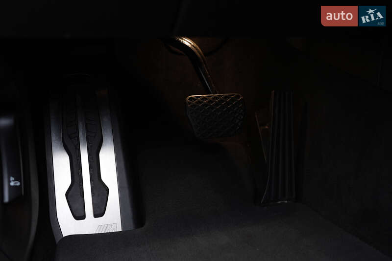 Седан BMW 7 Series 2015 в Ровно фото 59 Седан BMW 7 Series 2015 в Ровно