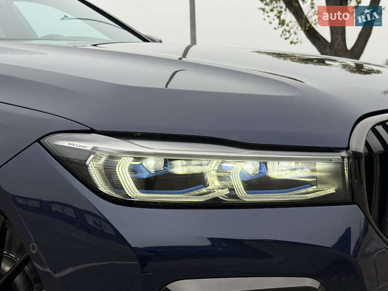 Седан BMW 7 Series 2022 в Киеве