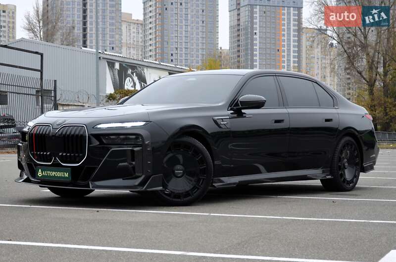 Седан BMW 7 Series 2024 в Киеве