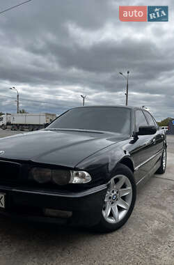 Седан BMW 7 Series 2001 в Одессе