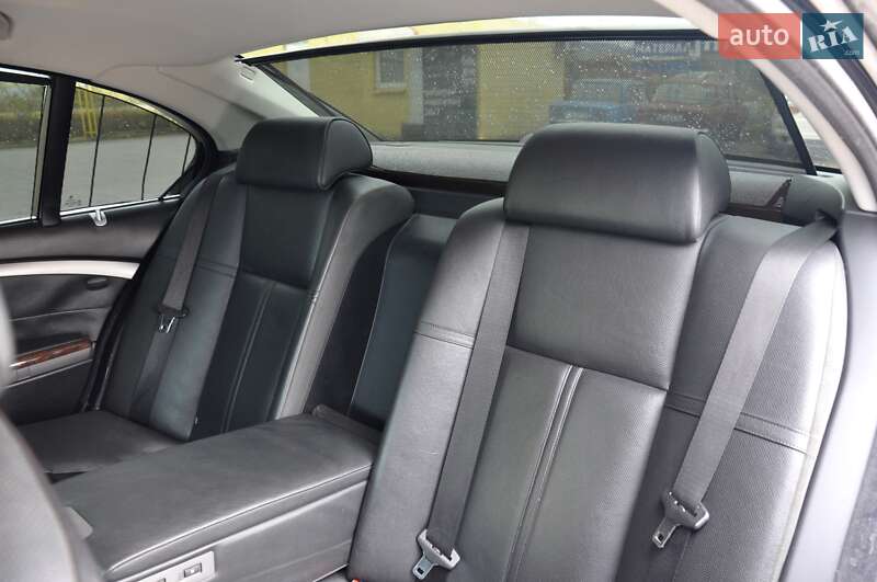Седан BMW 7 Series 2007 в Львове