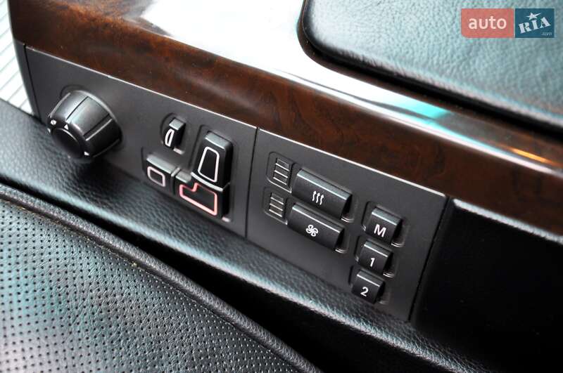 Седан BMW 7 Series 2007 в Львове