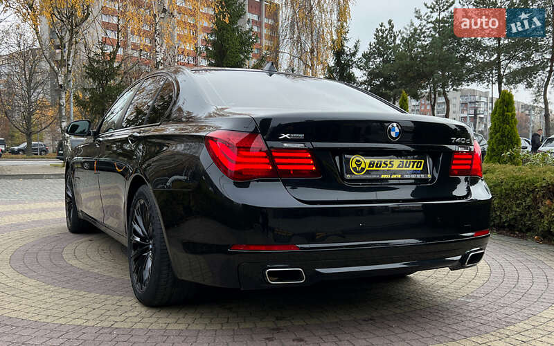 Седан BMW 7 Series 2015 в Львове