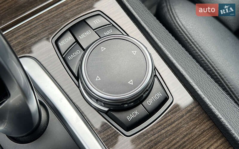 Седан BMW 7 Series 2015 в Львове