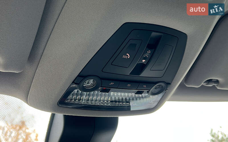 Седан BMW 7 Series 2015 в Львове