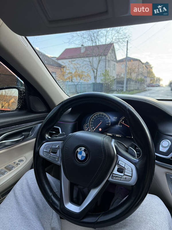 Седан BMW 7 Series 2016 в Хмельницькому