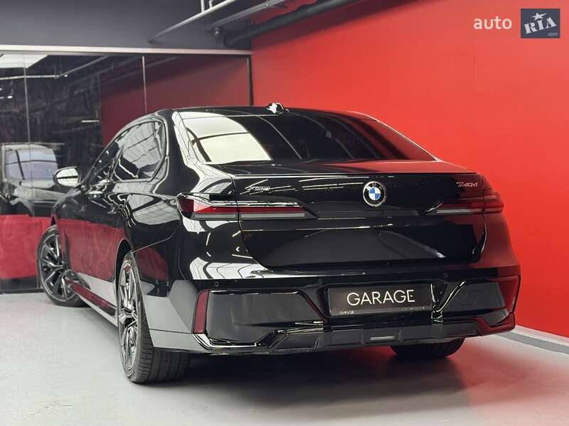 Седан BMW 7 Series 2024 в Киеве фото 28 Седан BMW 7 Series 2024 в Киеве