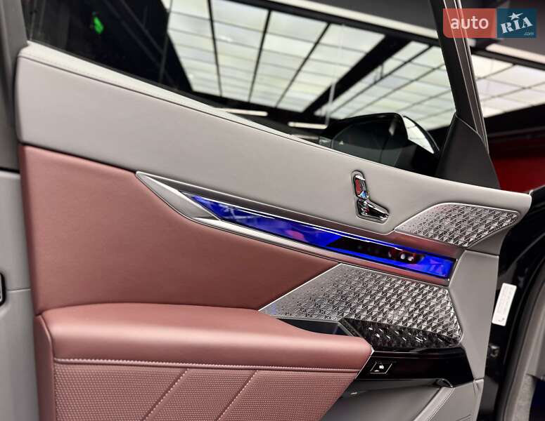 Седан BMW 7 Series 2024 в Киеве фото 33 Седан BMW 7 Series 2024 в Киеве