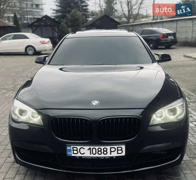 Седан BMW 7 Series 2012 в Львове