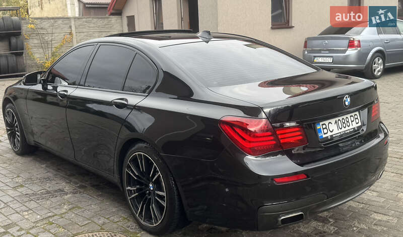 Седан BMW 7 Series 2012 в Львове