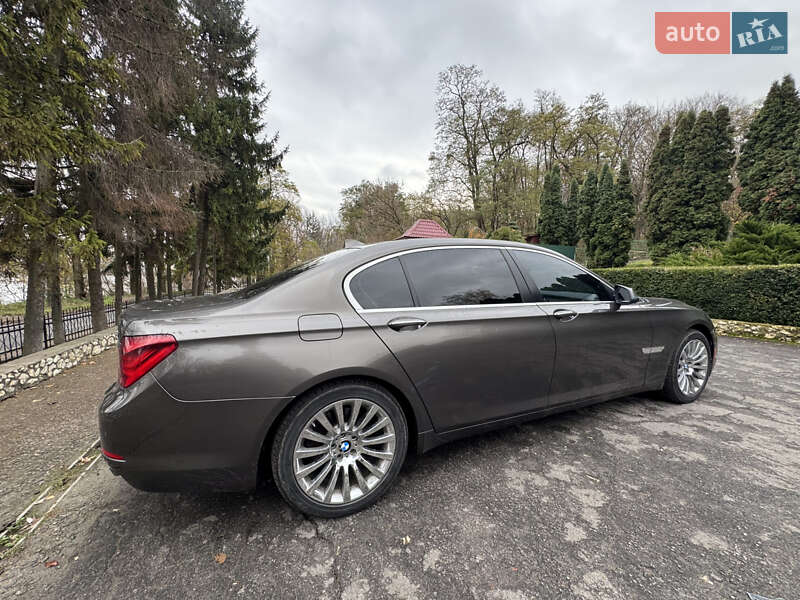 Седан BMW 7 Series 2013 в Тернополе
