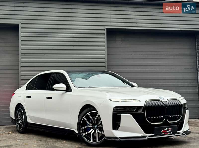 Седан BMW 7 Series 2023 в Киеве