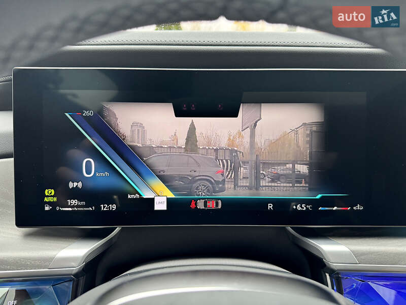 Седан BMW 7 Series 2023 в Киеве