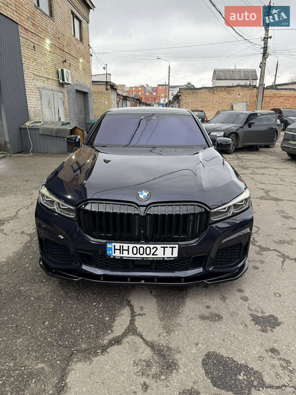 Седан BMW 7 Series 2016 в Киеве фото 3 Седан BMW 7 Series 2016 в Киеве