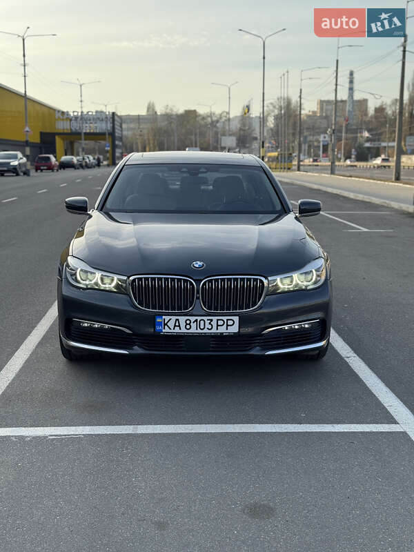 Седан BMW 7 Series 2016 в Киеве фото 2 Седан BMW 7 Series 2016 в Киеве