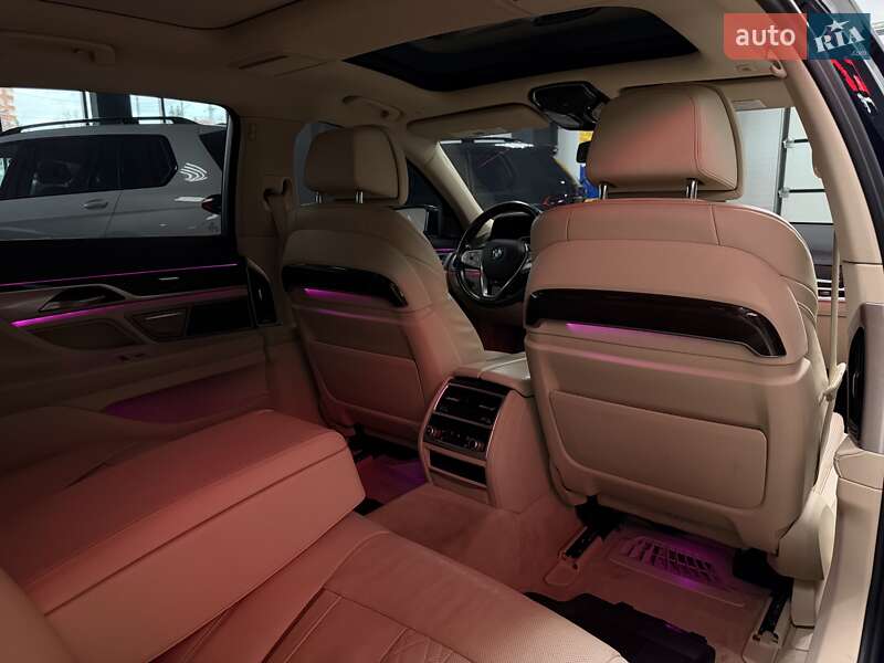 Седан BMW 7 Series 2019 в Тернополе фото 50 Седан BMW 7 Series 2019 в Тернополе