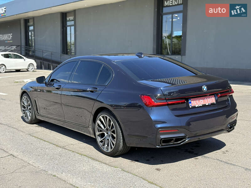 Седан BMW 7 Series 2019 в Львове