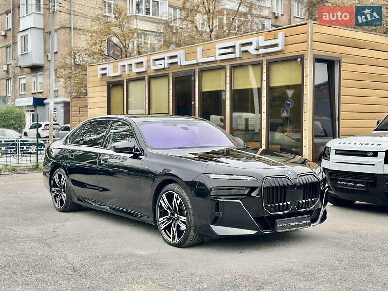 Седан BMW 7 Series 2024 в Киеве фото 8 Седан BMW 7 Series 2024 в Киеве