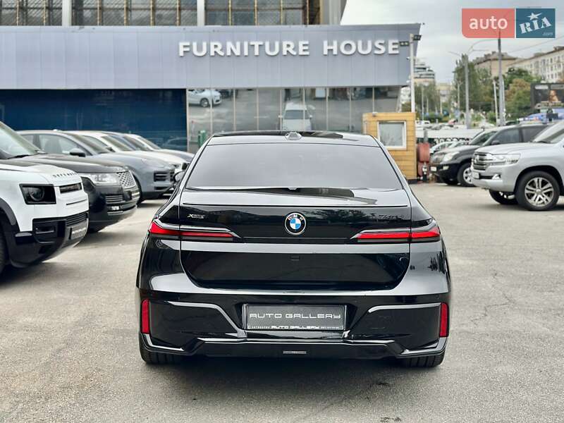 Седан BMW 7 Series 2024 в Киеве фото 15 Седан BMW 7 Series 2024 в Киеве