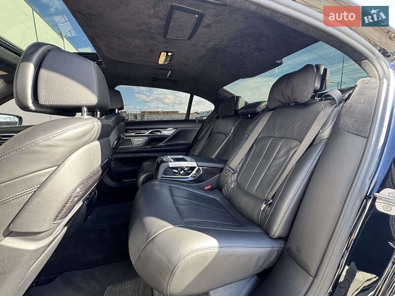 Седан BMW 7 Series 2019 в Ивано-Франковске