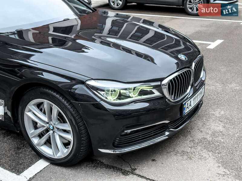 Седан BMW 7 Series 2015 в Киеве фото 8 Седан BMW 7 Series 2015 в Киеве
