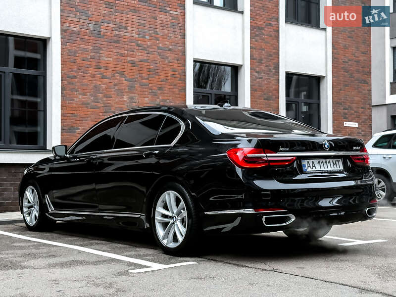 Седан BMW 7 Series 2015 в Киеве фото 25 Седан BMW 7 Series 2015 в Киеве