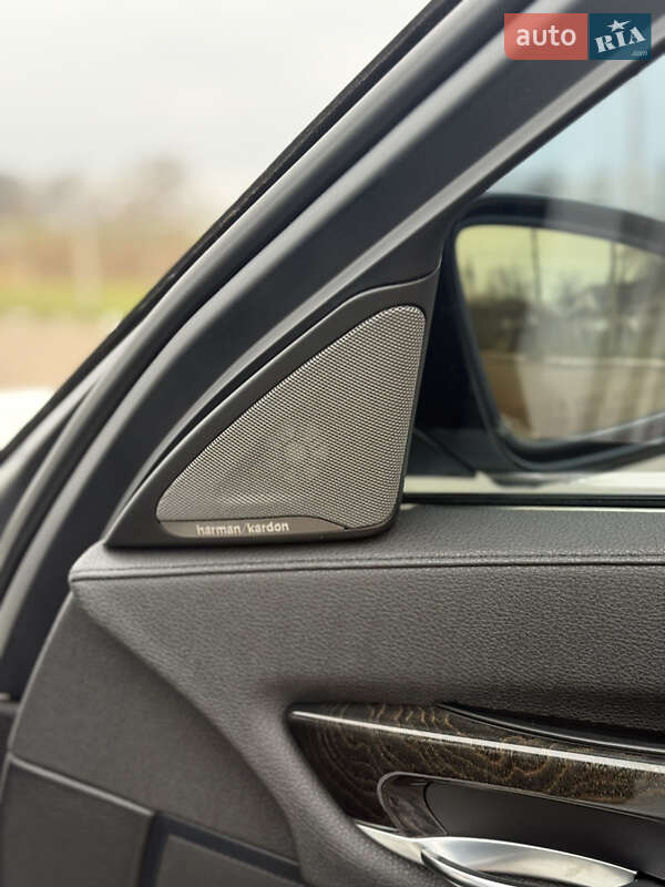 Седан BMW 7 Series 2013 в Прилуках