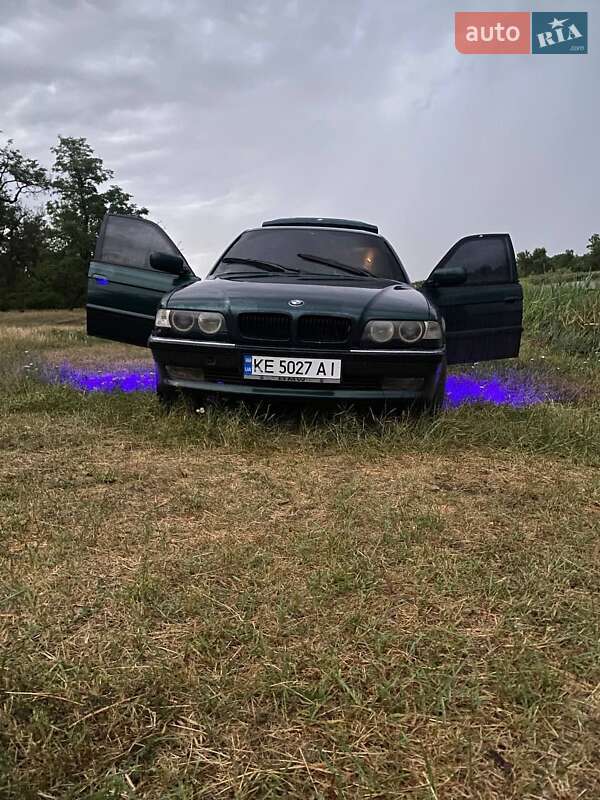 Седан BMW 7 Series 1995 в Кривом Роге фото 9 Седан BMW 7 Series 1995 в Кривом Роге