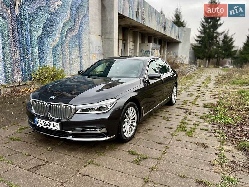 Седан BMW 7 Series 2017 в Житомирі