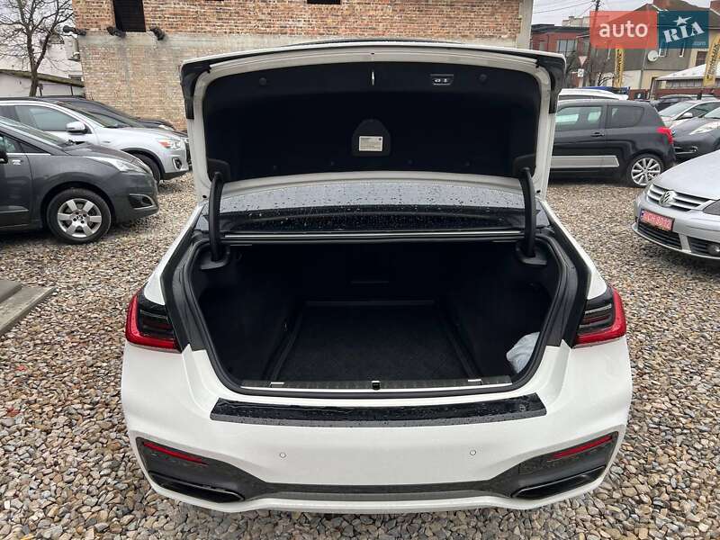 Седан BMW 7 Series 2019 в Коломиї