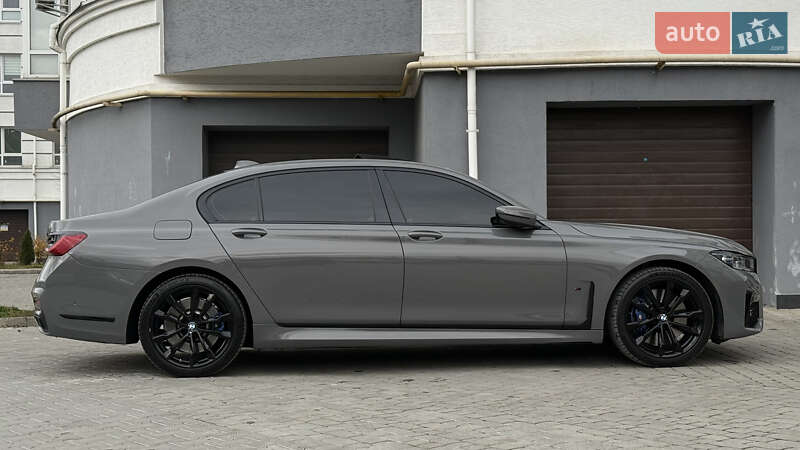 Седан BMW 7 Series 2021 в Ивано-Франковске