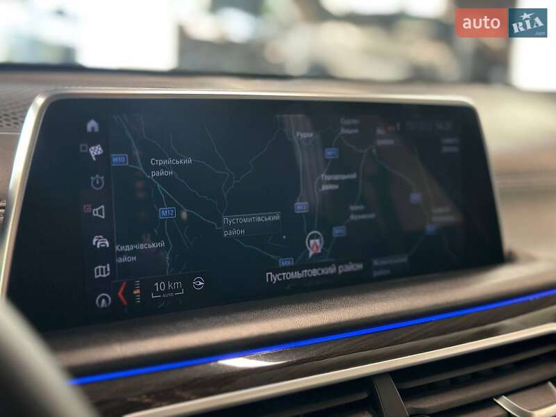 Седан BMW 7 Series 2016 в Львове