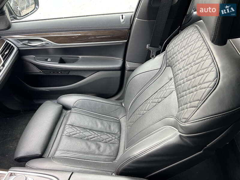 Седан BMW 7 Series 2019 в Чернівцях фото 30 Седан BMW 7 Series 2019 в Чернівцях