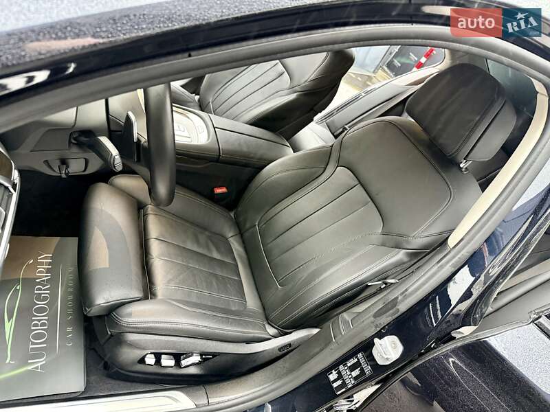 Седан BMW 7 Series 2018 в Киеве фото 30 Седан BMW 7 Series 2018 в Киеве
