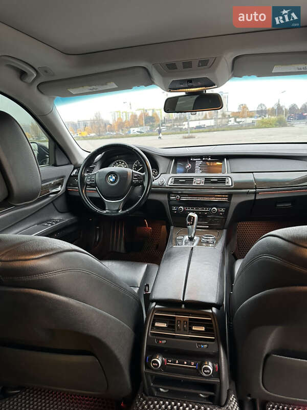 Седан BMW 7 Series 2012 в Киеве