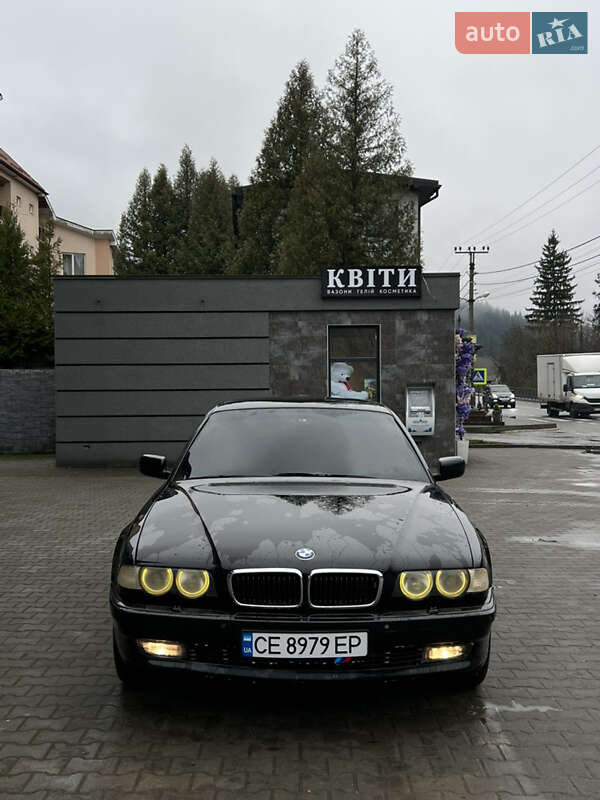 Седан BMW 7 Series 2000 в Яремче
