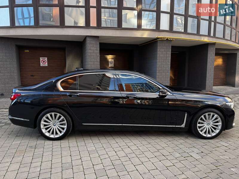 Седан BMW 7 Series 2019 в Ивано-Франковске