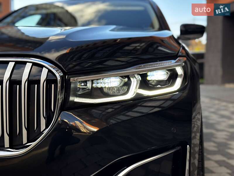 Седан BMW 7 Series 2019 в Ивано-Франковске