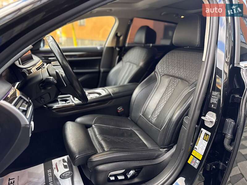 Седан BMW 7 Series 2019 в Ивано-Франковске