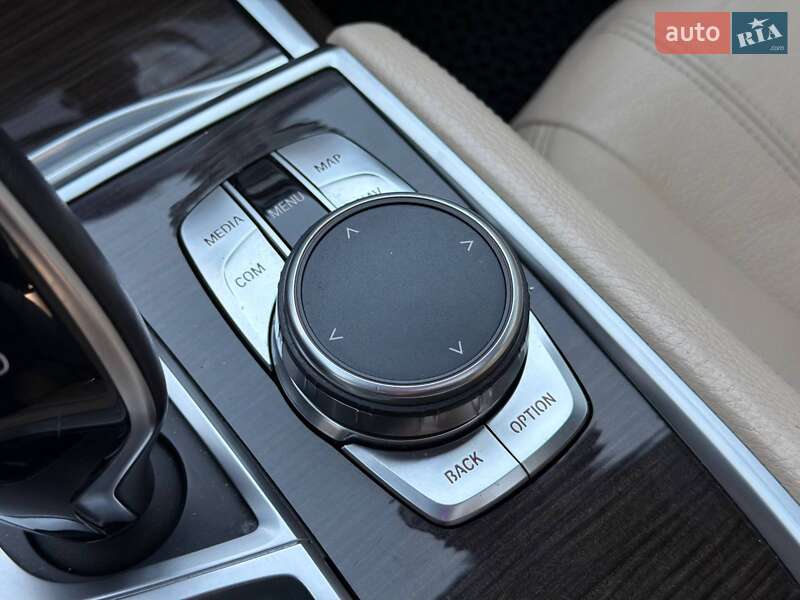 Седан BMW 7 Series 2017 в Кривом Роге