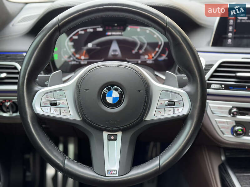 Седан BMW 7 Series 2022 в Киеве
