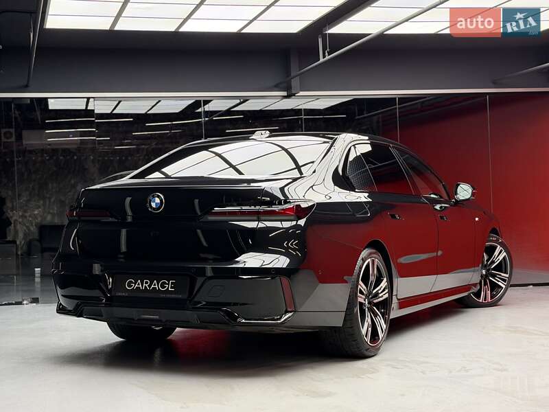 Седан BMW 7 Series 2023 в Киеве