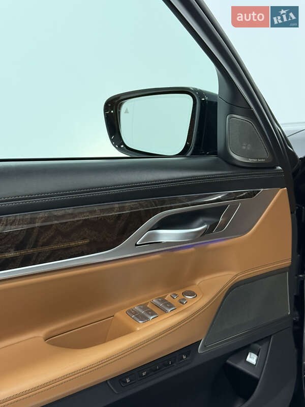 Седан BMW 7 Series 2019 в Одессе