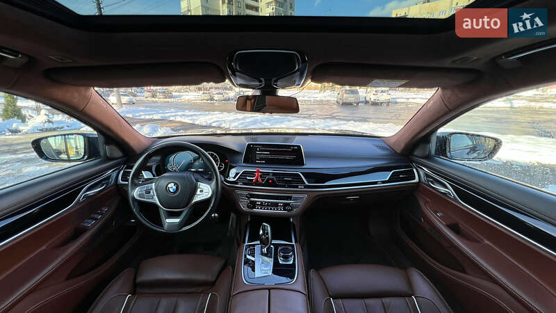 Седан BMW 7 Series 2017 в Львове фото 47 Седан BMW 7 Series 2017 в Львове