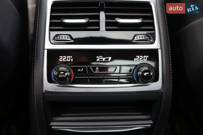 Седан BMW 7 Series 2016 в Киеве