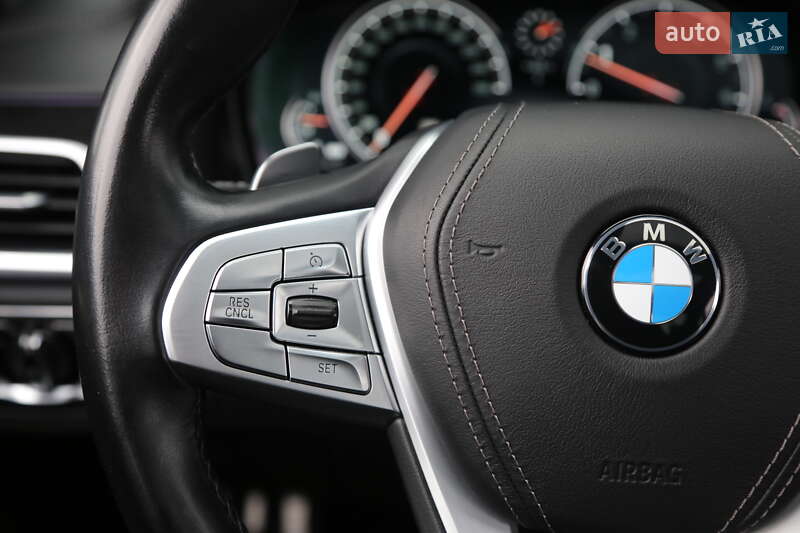 Седан BMW 7 Series 2016 в Киеве