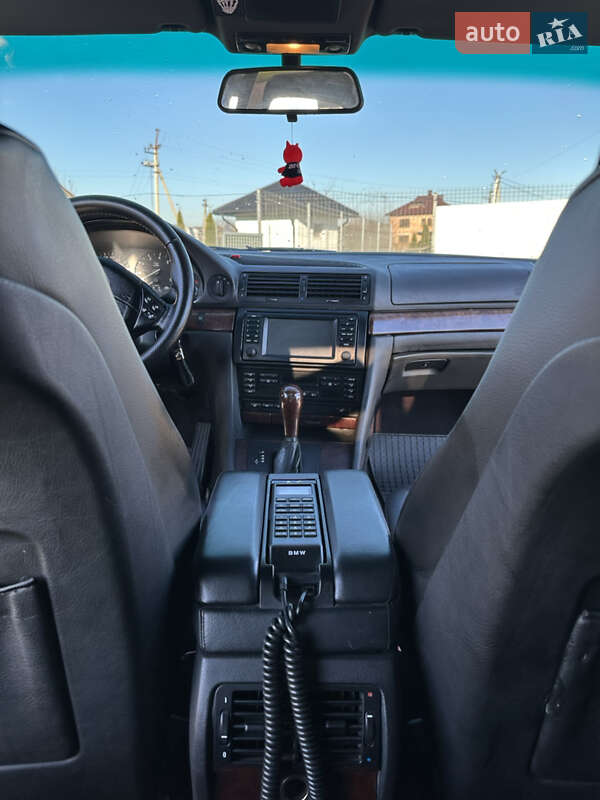 Седан BMW 7 Series 2000 в Черновцах