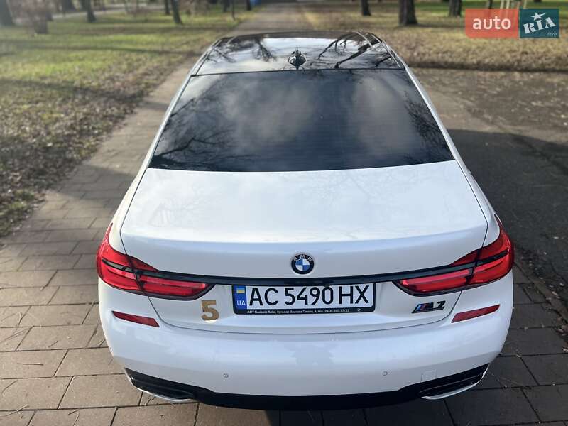 Седан BMW 7 Series 2016 в Киеве