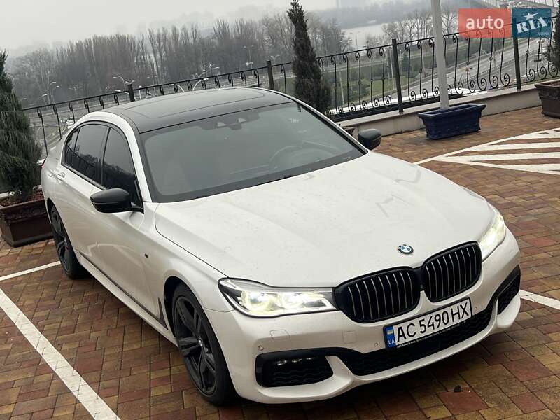 Седан BMW 7 Series 2016 в Киеве