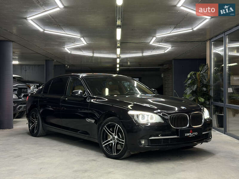Седан BMW 7 Series 2010 в Одессе